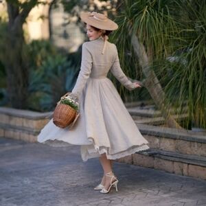 Meet your Posher, Mj